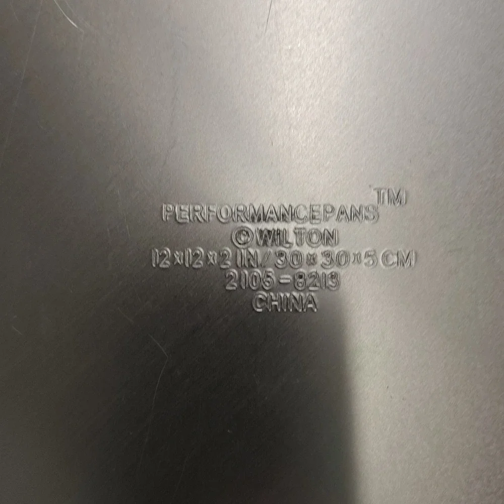Wilton Performance Pans 12x12x2 Square Aluminum Cake Pan‎ 2105-8213 Silver